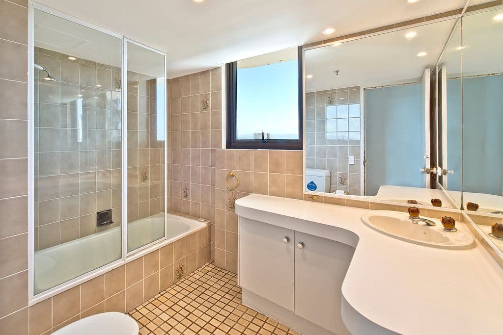 4 Thornton Street, Surfers Paradise QLD 4217, Surfers Paradise - Thumbnail 5