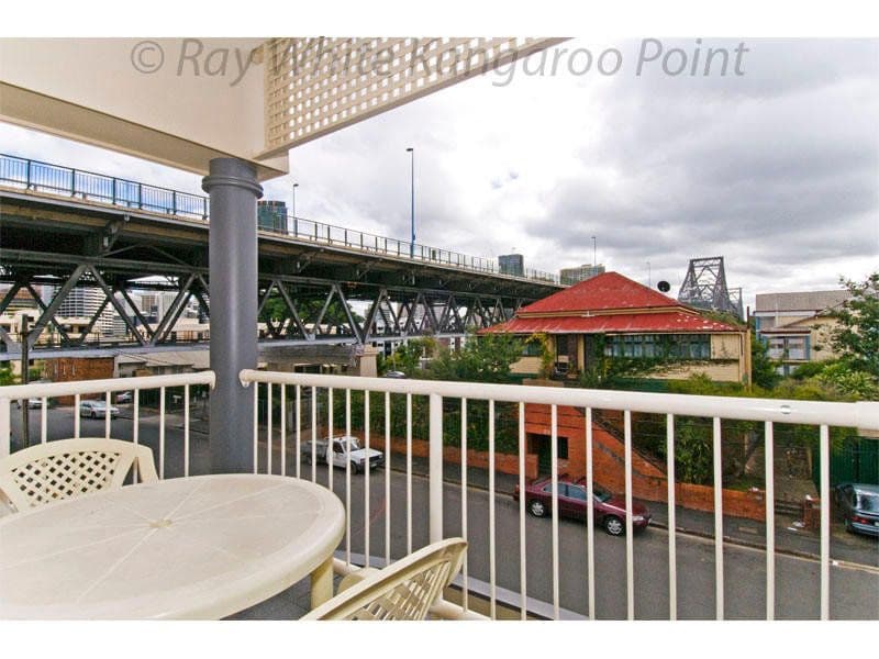 85 Deakin Street, KANGAROO POINT QLD 4169, Kangaroo Point - Thumbnail 8