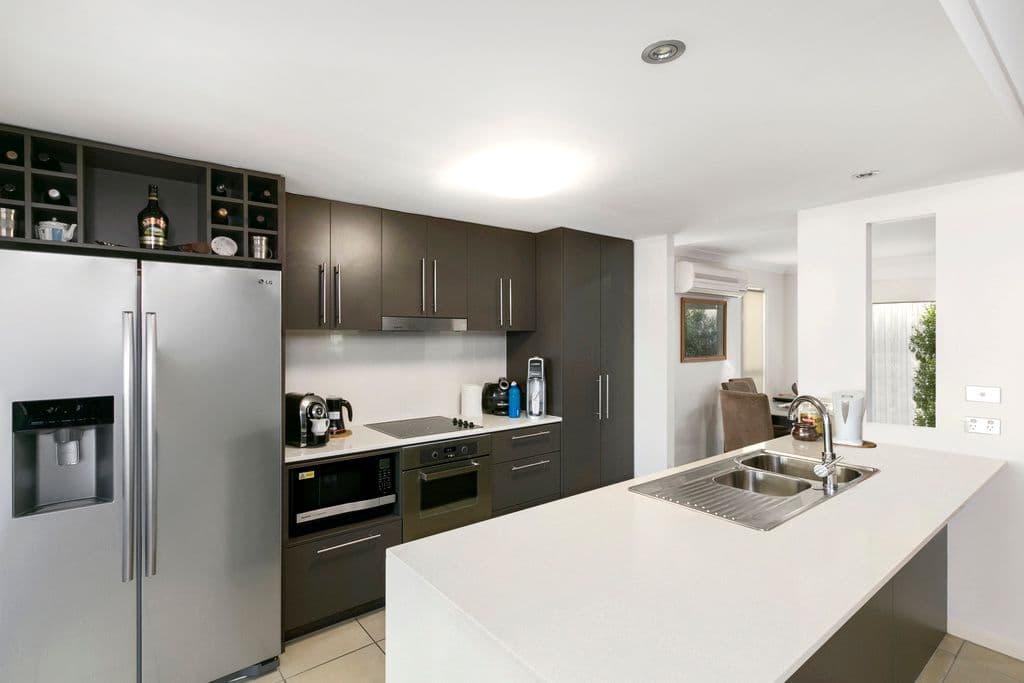 6 Santa Maria Court, Burleigh Waters QLD 4220, Burleigh Waters - Image 1