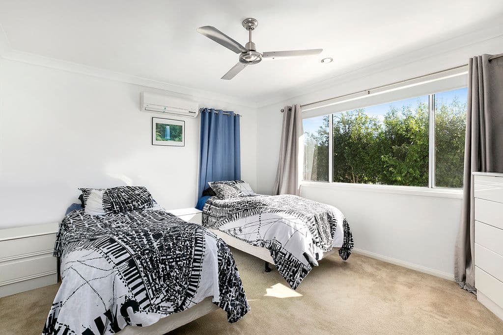 6 Santa Maria Court, Burleigh Waters QLD 4220, Burleigh Waters - Thumbnail 6