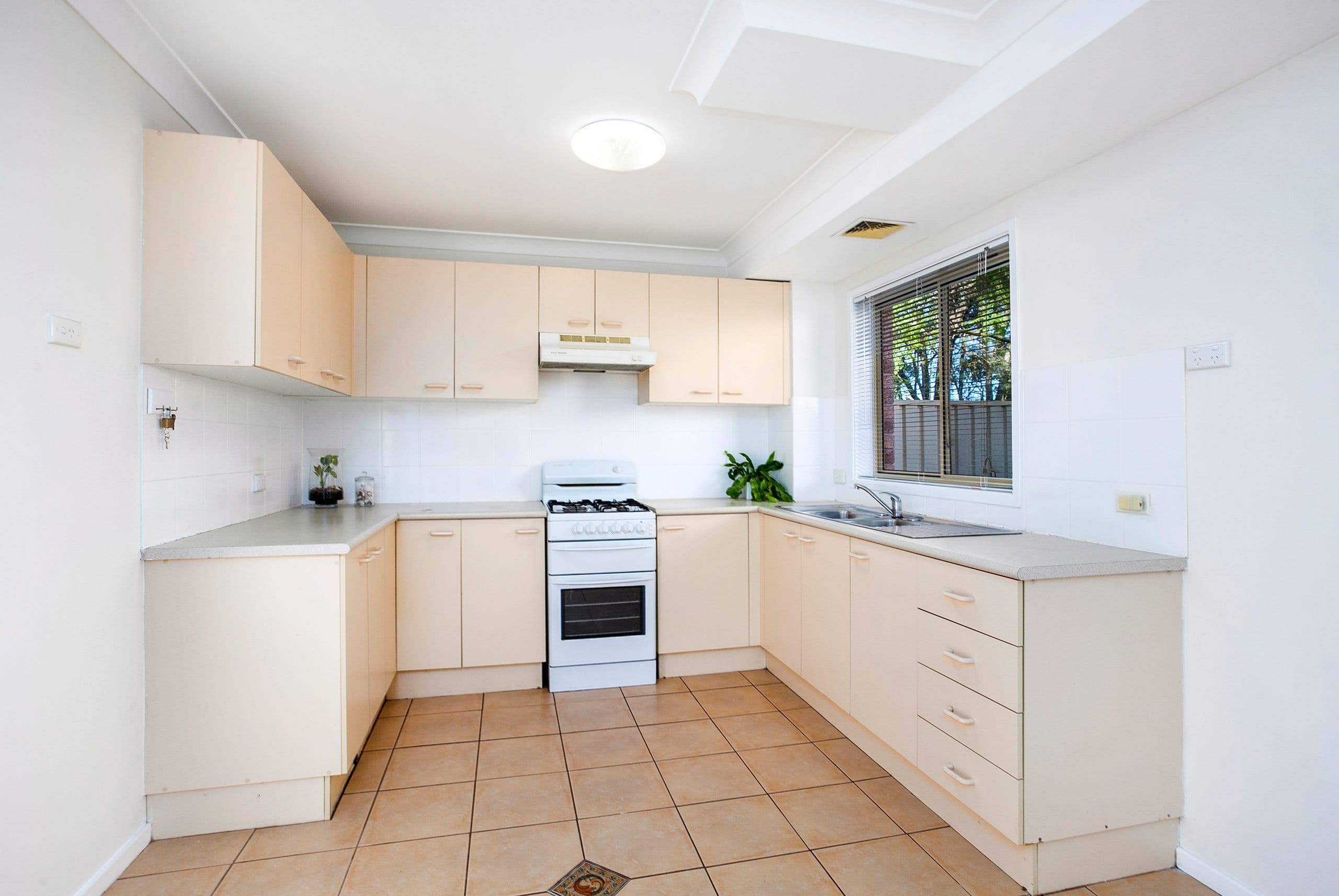 38 Bateman Avenue, Albion Park Rail NSW 2527, Albion Park Rail - Thumbnail 5