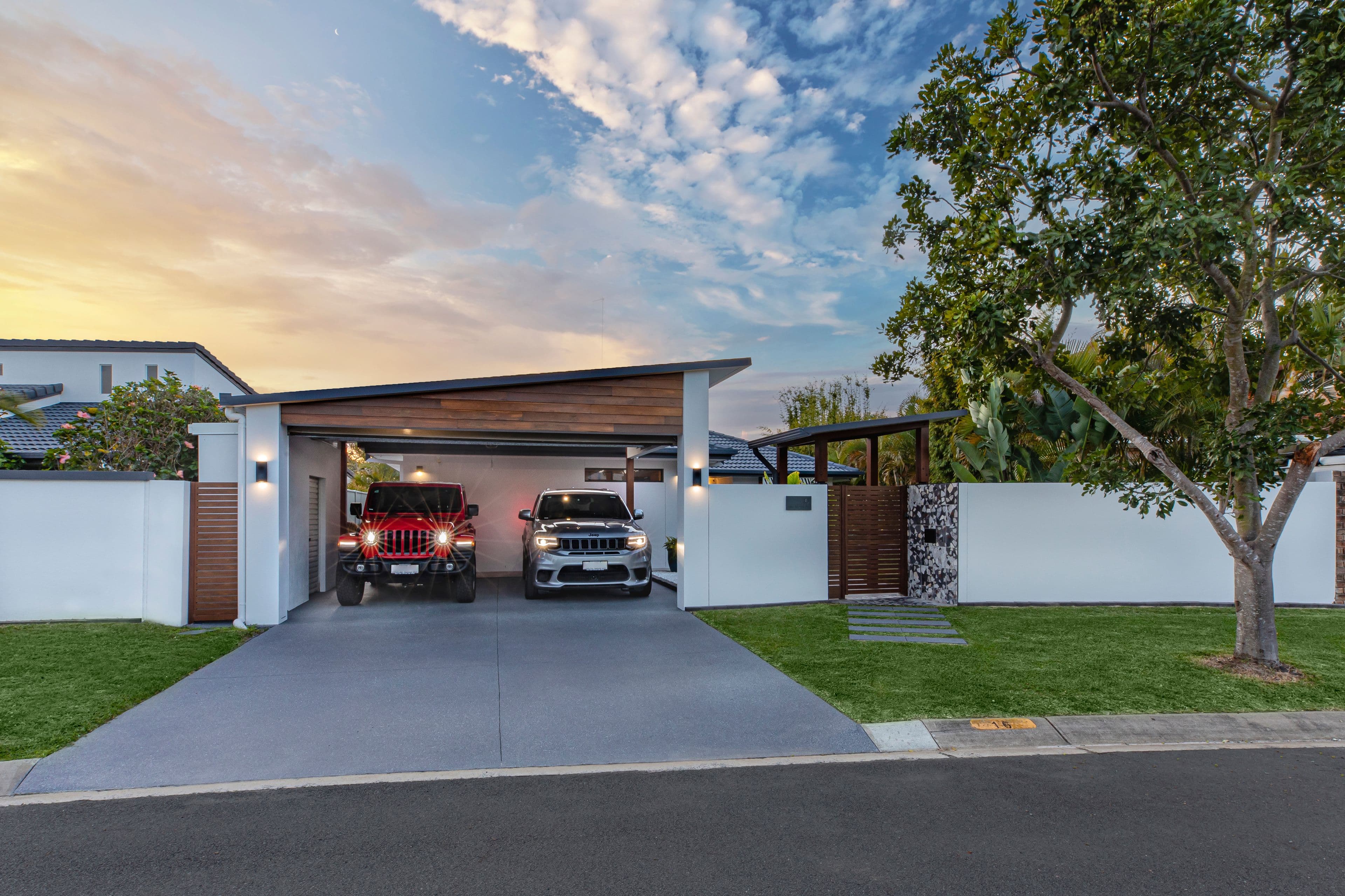 16 Kincardine Drive, Benowa Waters QLD 4217, Benowa - Thumbnail 3