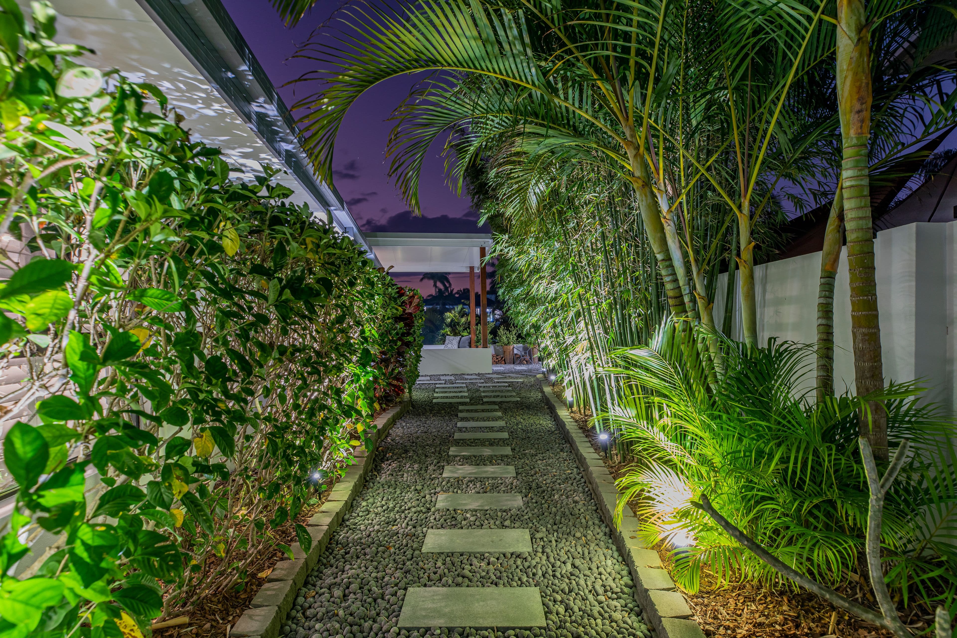 16 Kincardine Drive, Benowa Waters QLD 4217, Benowa - Thumbnail 5