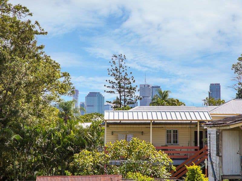 35 Longfellow Street, NORMAN PARK QLD 4170, Norman Park - Thumbnail 2
