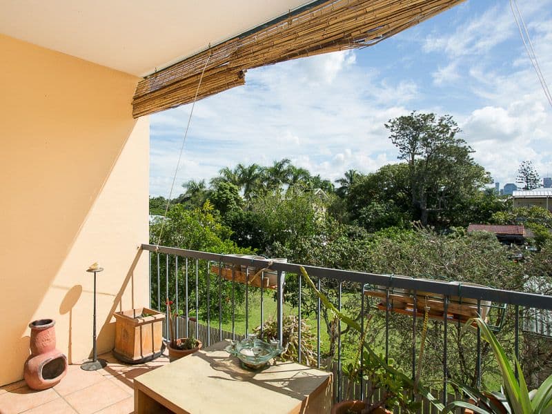 35 Longfellow Street, NORMAN PARK QLD 4170, Norman Park - Thumbnail 5