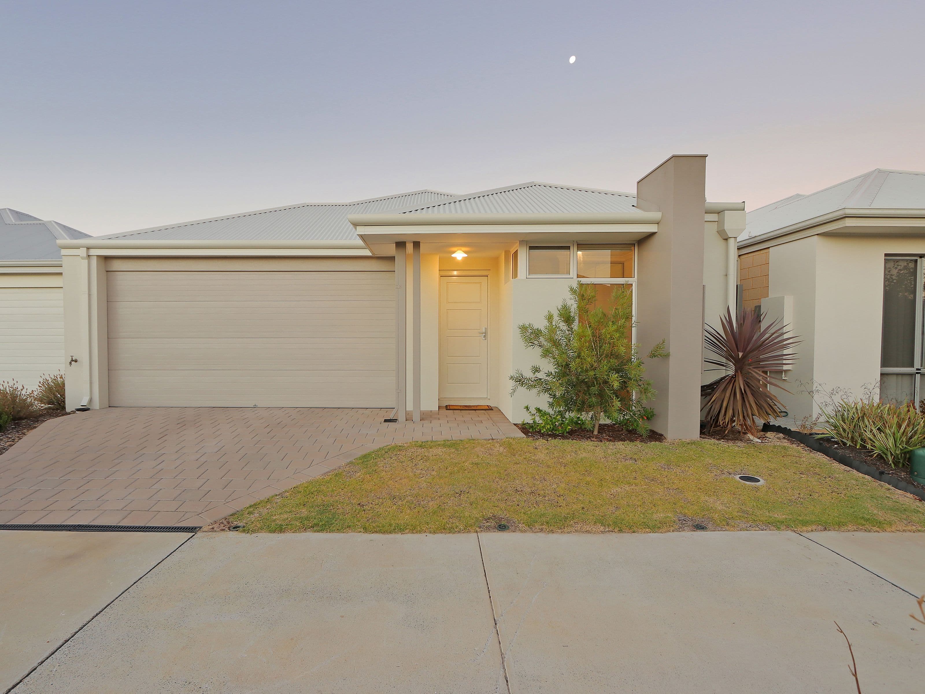 73 Sunstone Boulevard, TREEBY WA 6164, Treeby - Image 1