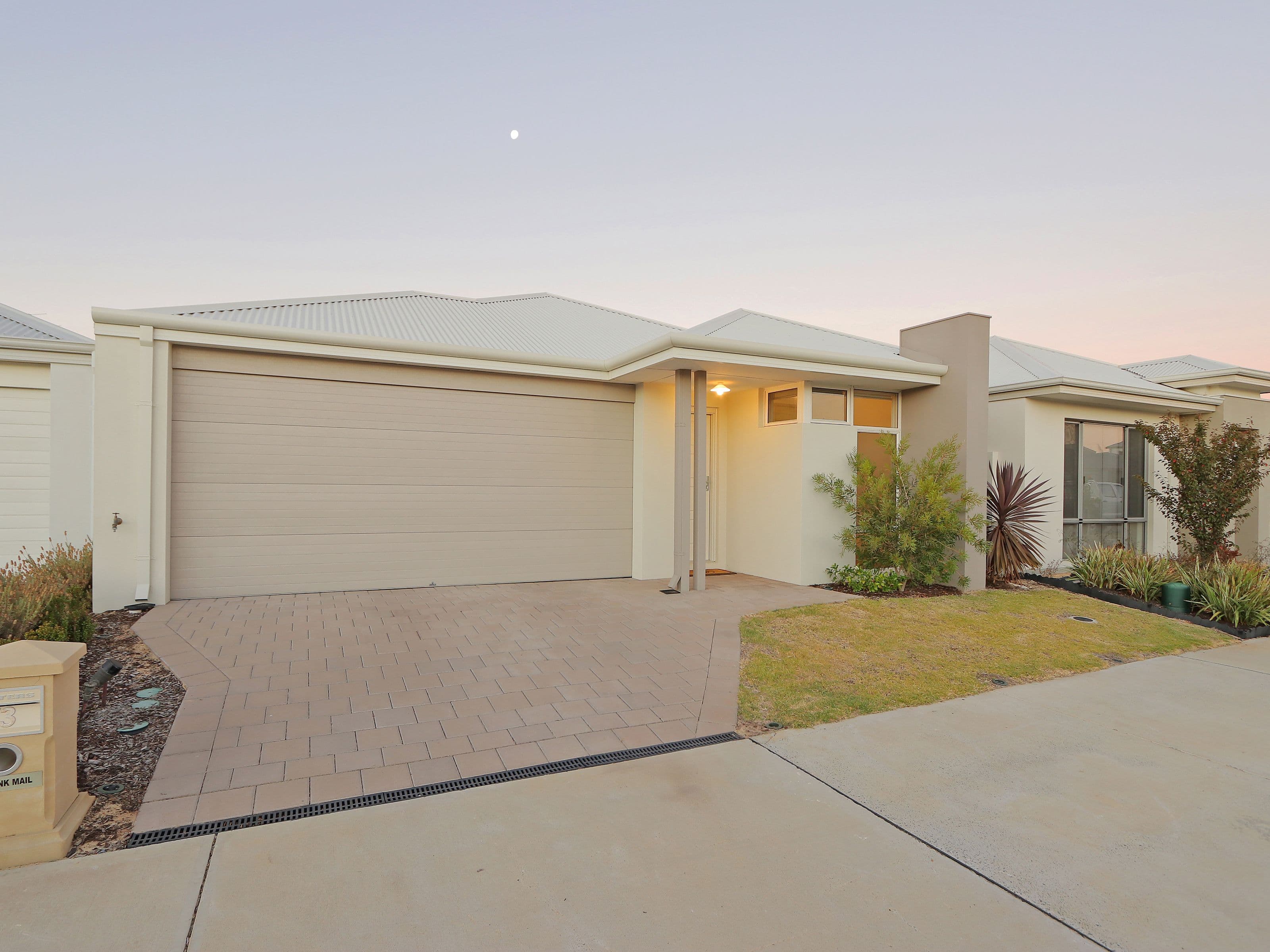 73 Sunstone Boulevard, TREEBY WA 6164, Treeby - Thumbnail 4