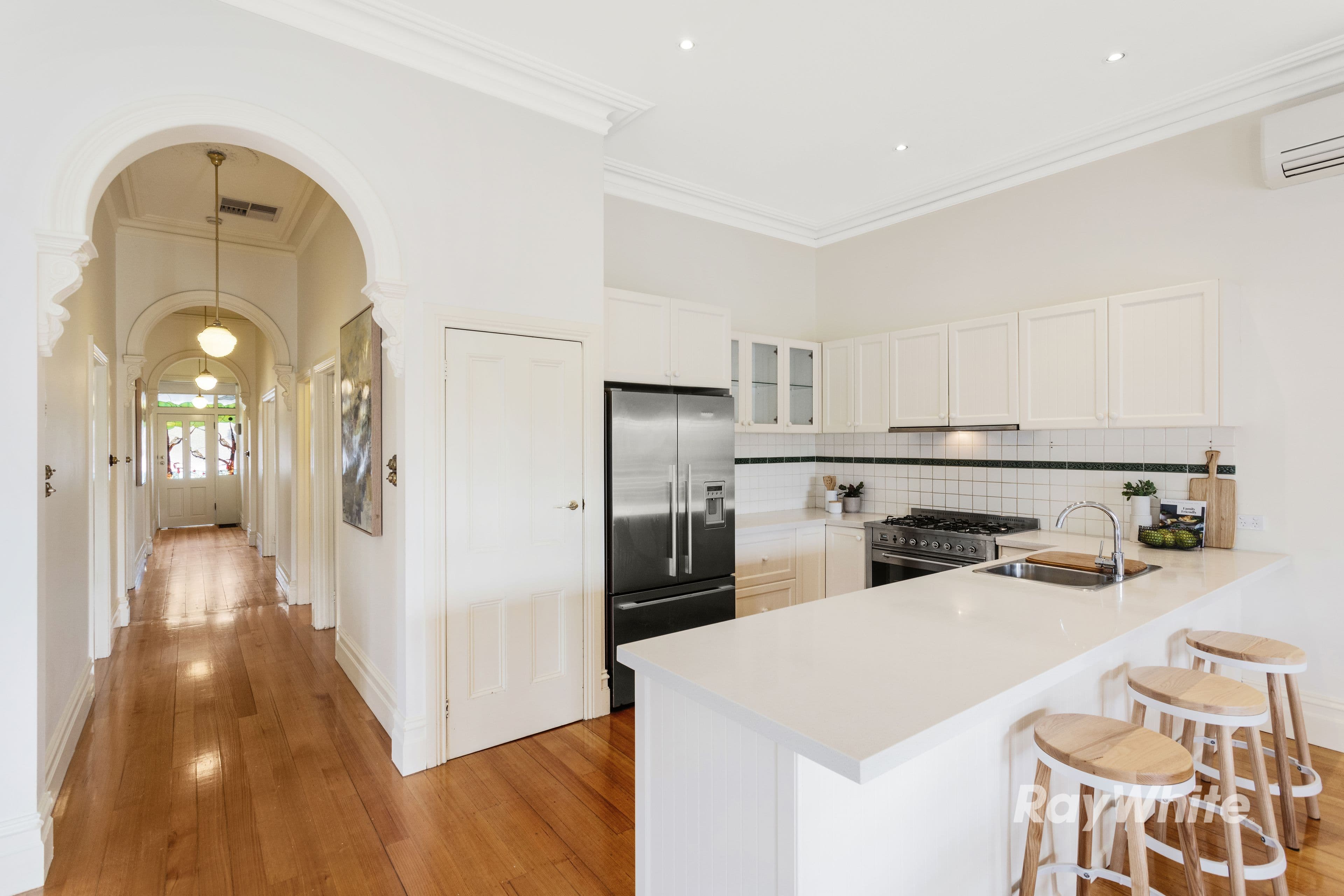 13 Earlstown Road, Hughesdale VIC 3166, Hughesdale - Thumbnail 3