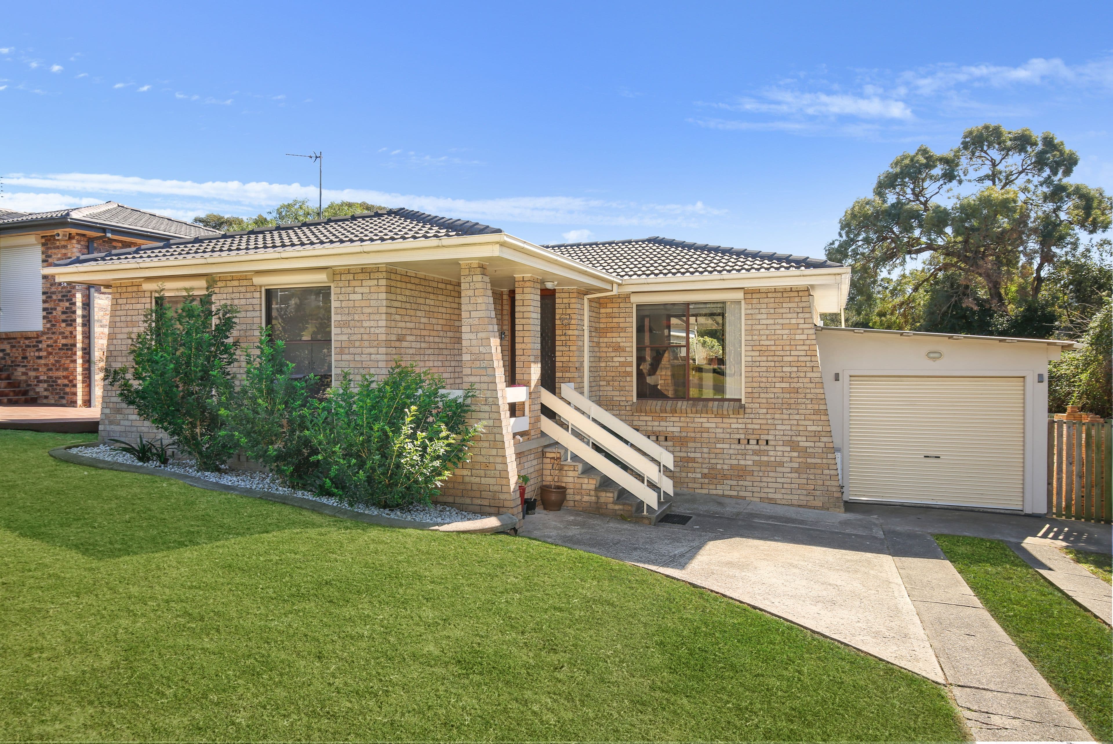 54 Warwick Street, Berkeley - Image 1