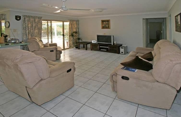 27 Leopard Tree Crescent, SINNAMON PARK QLD 4073, Sinnamon Park - Thumbnail 2