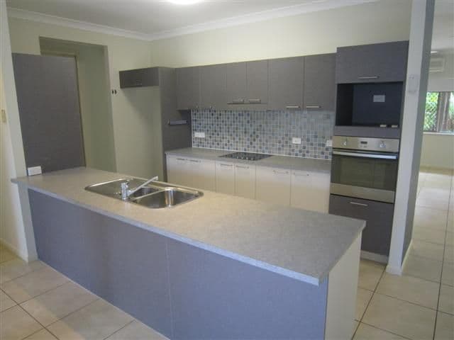18 Cliffdale Street, BENTLEY PARK QLD 4869, Bentley Park - Thumbnail 3