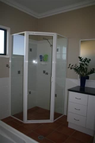 25 Karalee Court, ROMA QLD 4455, Roma - Thumbnail 5