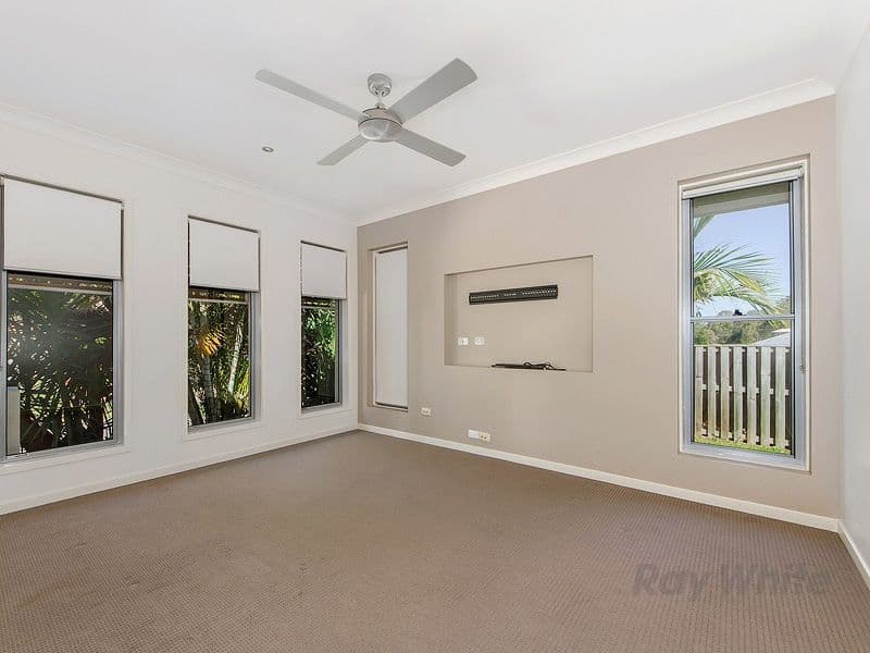 9 Vista Parade, Ormeau QLD 4208, Ormeau - Thumbnail 2