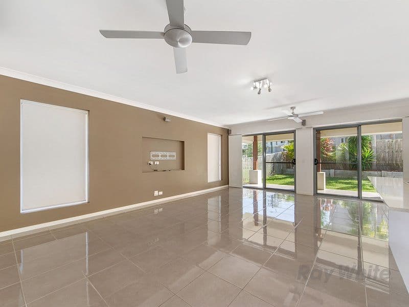 9 Vista Parade, Ormeau QLD 4208, Ormeau - Thumbnail 5