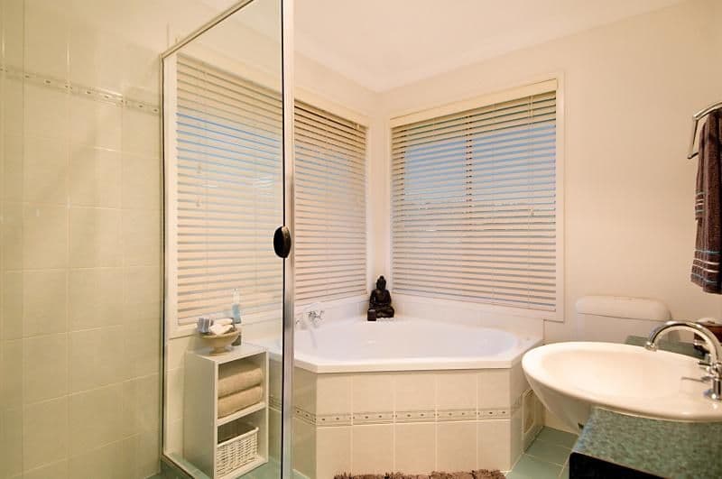 19 Phar Lap Court, LITTLE MOUNTAIN QLD 4551, Little Mountain - Thumbnail 8