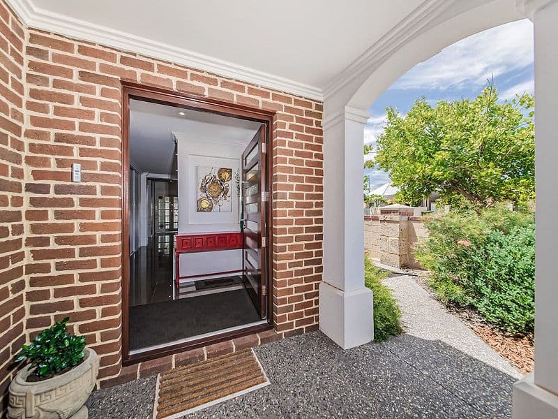 2 Laverstock Street, South Guildford WA 6055, South Guildford - Thumbnail 3