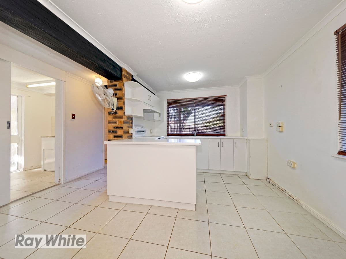 8a Bell Street, Woody Point QLD 4019, Woody Point - Thumbnail 6
