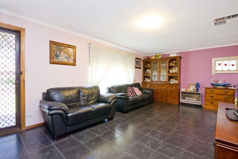 9 Gable Court, PARALOWIE SA 5108, Paralowie - Thumbnail 2