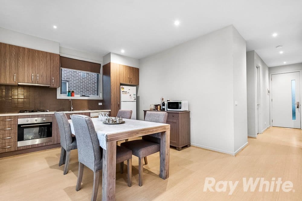 23 Tennyson Avenue, Clayton South VIC 3169, Clayton South - Thumbnail 3