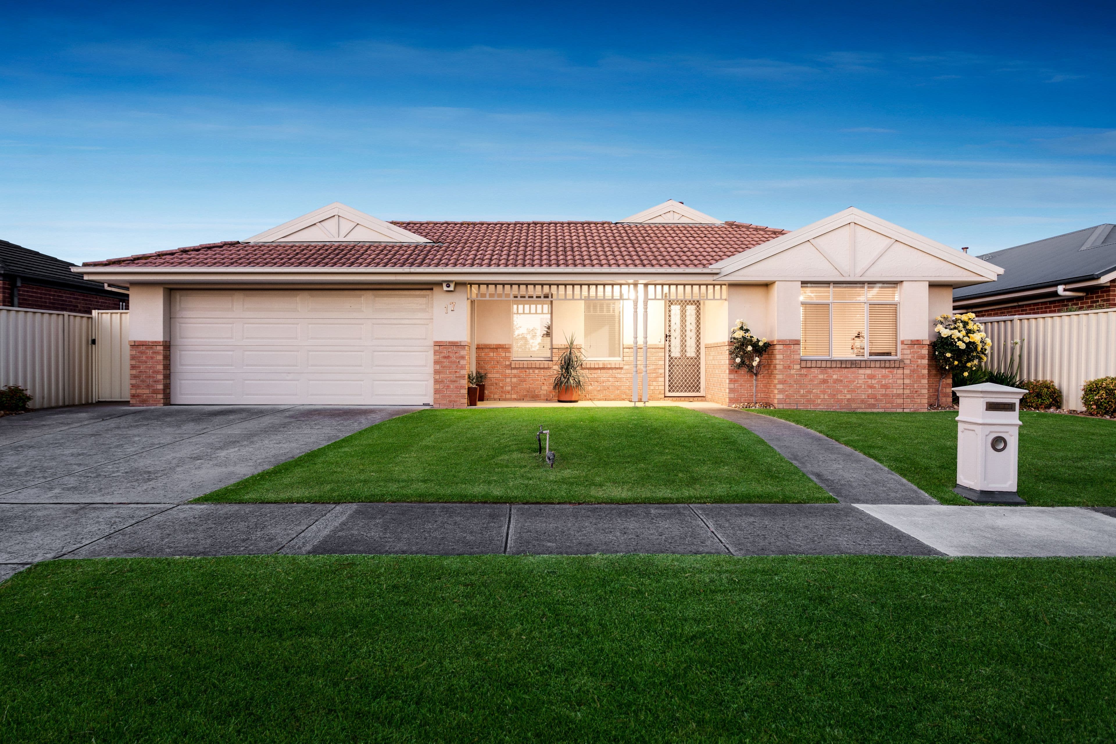 17 Jacaranda Way, Pakenham VIC 3810, Pakenham - Image 1