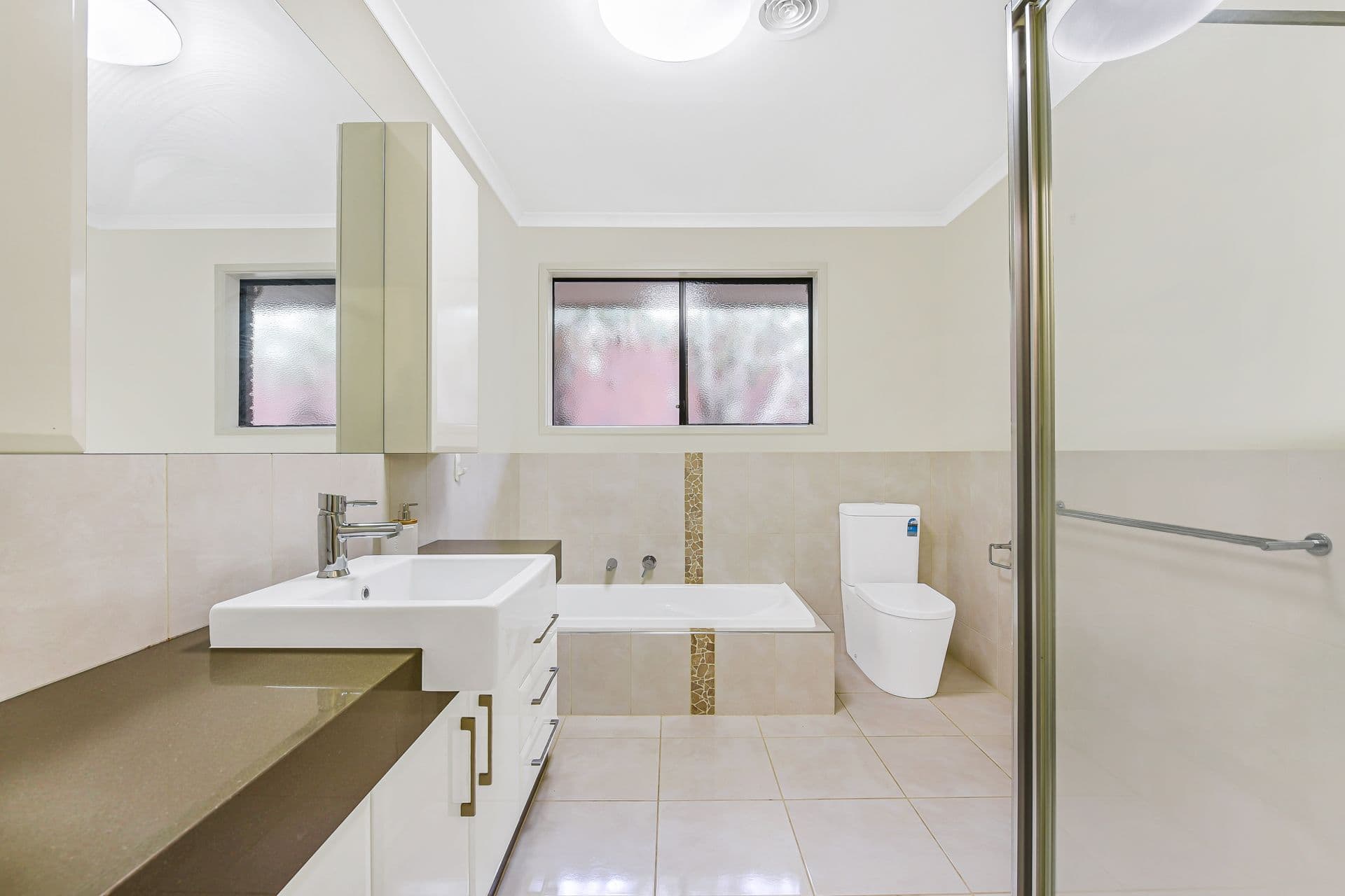 8 Rheanva Street, Berwick VIC 3806, Berwick - Thumbnail 6