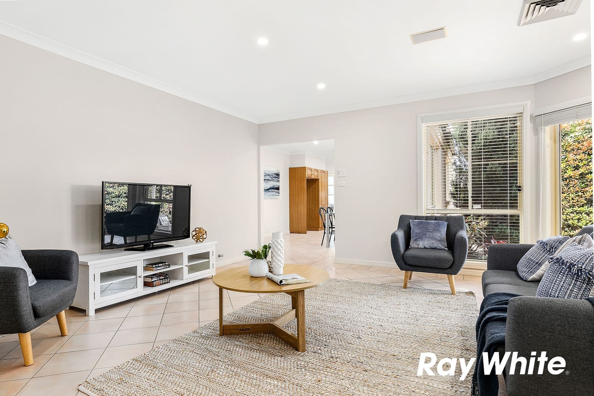 5 Barina Downs Road, Bella Vista - Thumbnail 2
