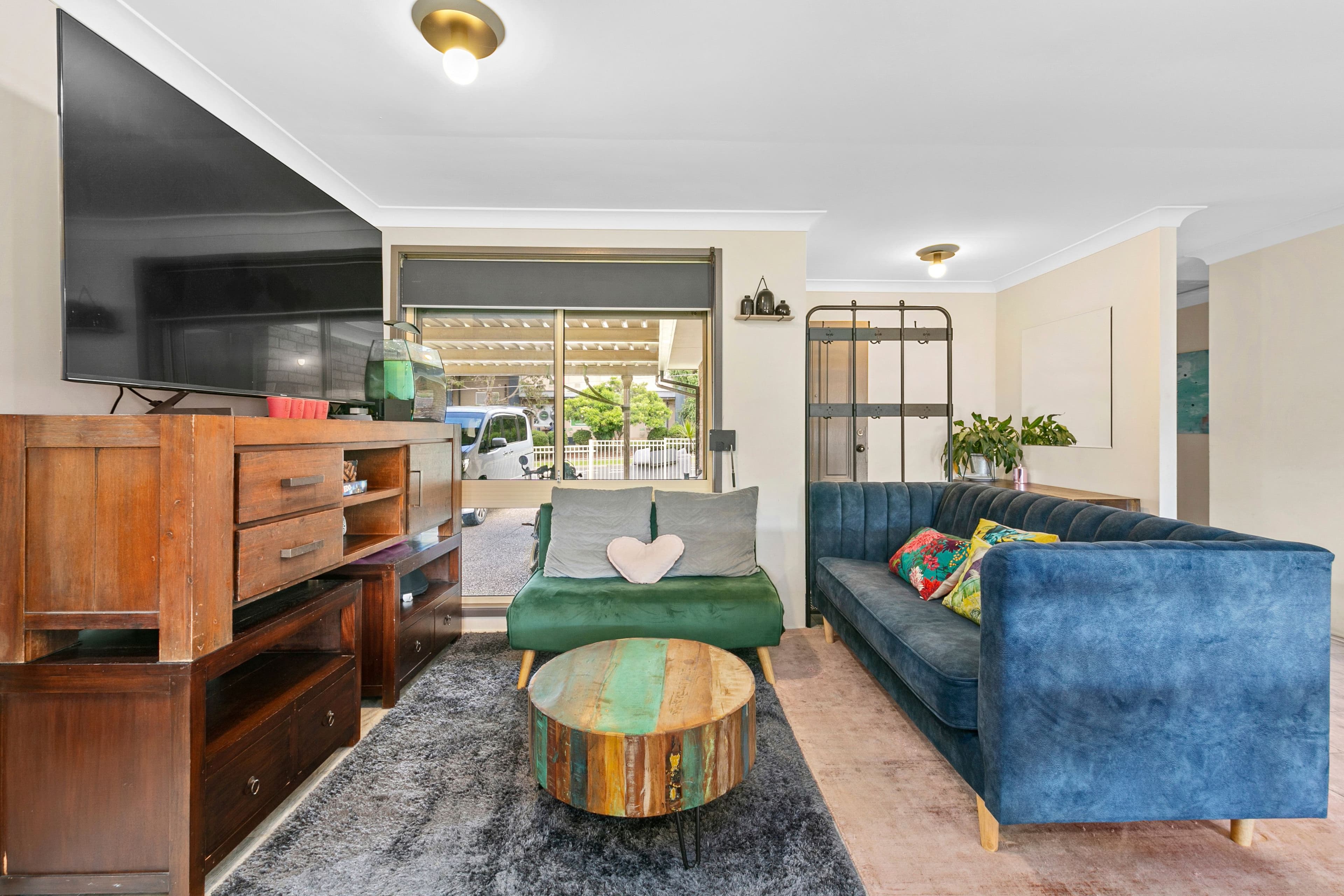 33 Pine Road, Casula NSW 2170, Casula - Thumbnail 2