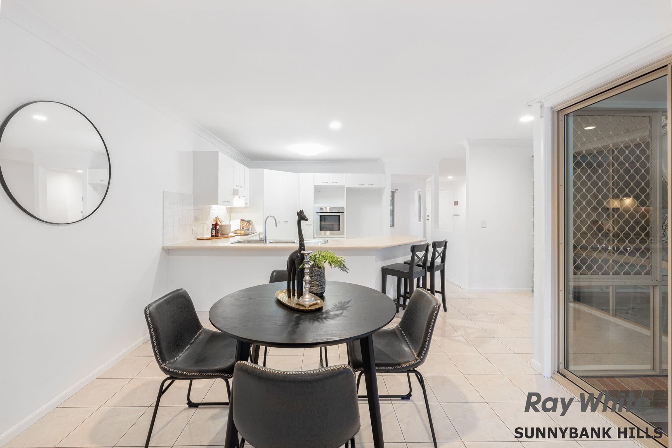 9 Avondale Crescent, Parkinson QLD 4115, Parkinson - Thumbnail 5