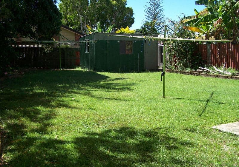 35 Fourth Avenue, PALM BEACH QLD 4221, Palm Beach - Thumbnail 3