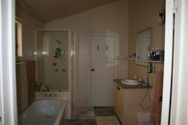 26 Chrystal Street, ROMA QLD 4455, Roma - Thumbnail 2