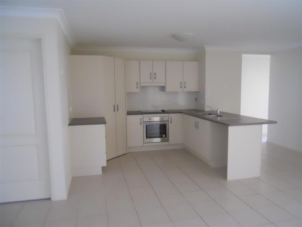 127 Abby Drive, GRACEMERE QLD 4702, Gracemere - Thumbnail 7