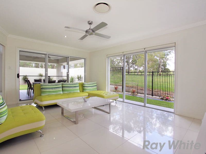 9 Belvista Place, BRIDGEMAN DOWNS QLD 4035, Bridgeman Downs - Thumbnail 4