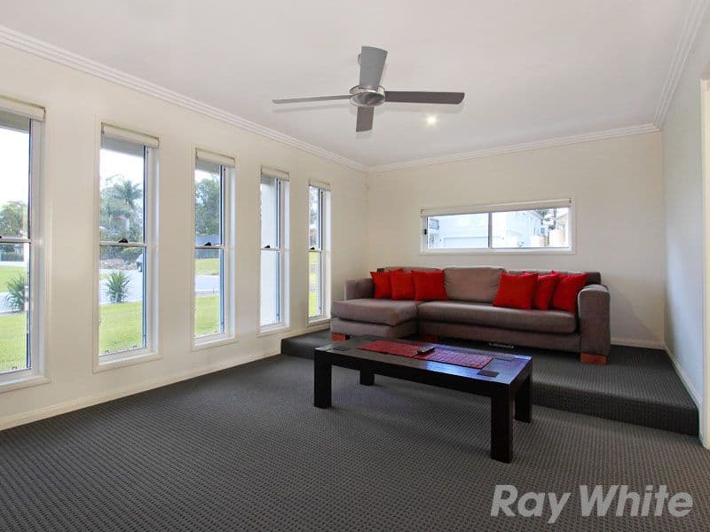 9 Belvista Place, BRIDGEMAN DOWNS QLD 4035, Bridgeman Downs - Thumbnail 5