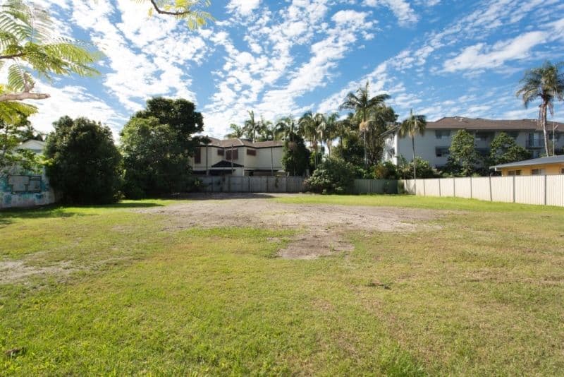 13 and 15 Hollywell Road, BIGGERA WATERS QLD 4216, Biggera Waters - Thumbnail 6
