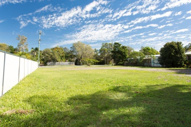 13 and 15 Hollywell Road, BIGGERA WATERS QLD 4216, Biggera Waters - Thumbnail 8