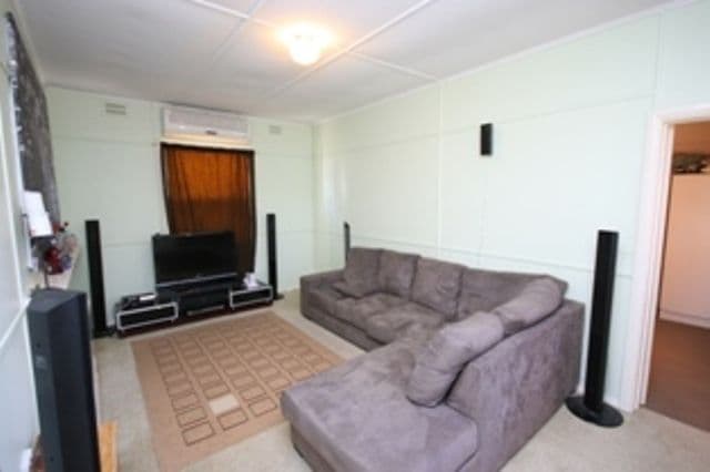 3 Kelly Street, CLARE SA 5453, Clare - Thumbnail 2
