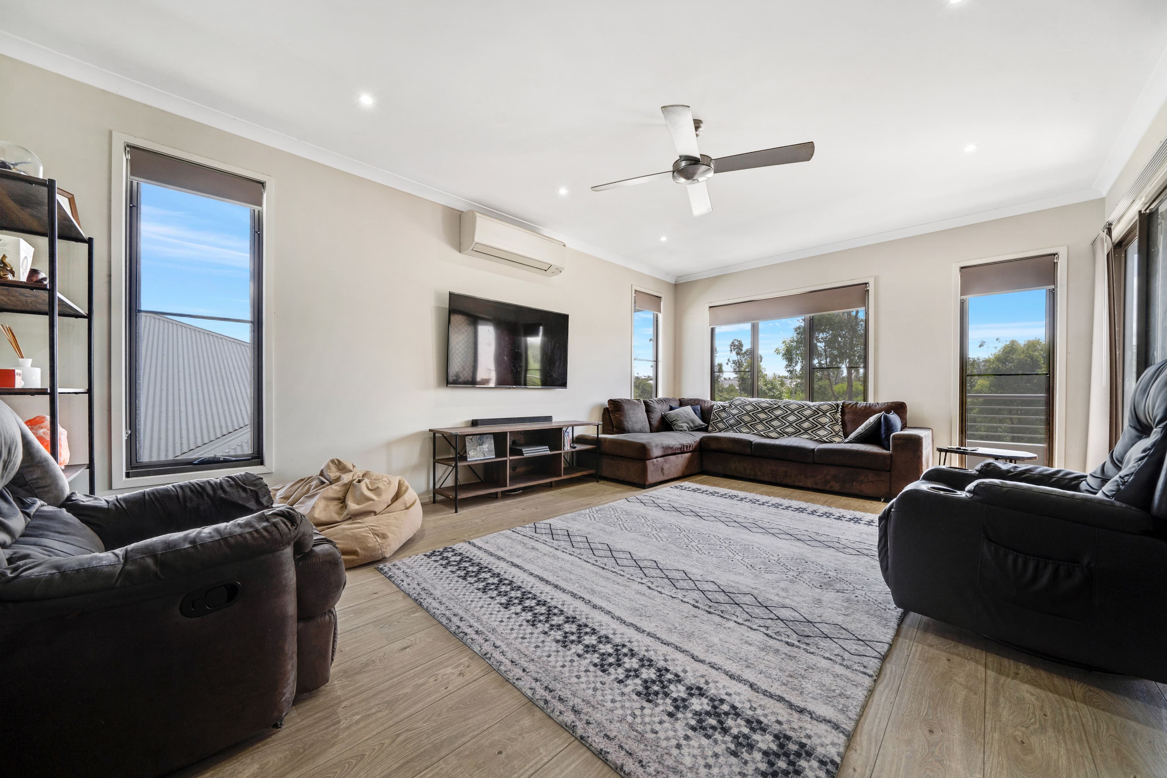 15 Blossom Street, Yarrabilba QLD 4207, Yarrabilba - Thumbnail 3
