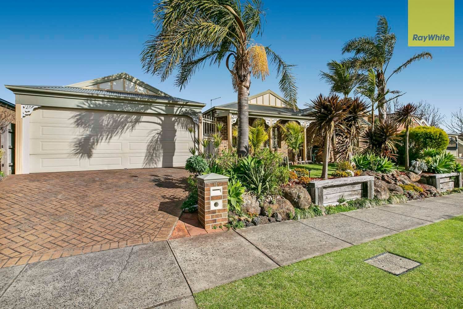 17 Glenside Walk, Berwick VIC 3806, Berwick - Image 1