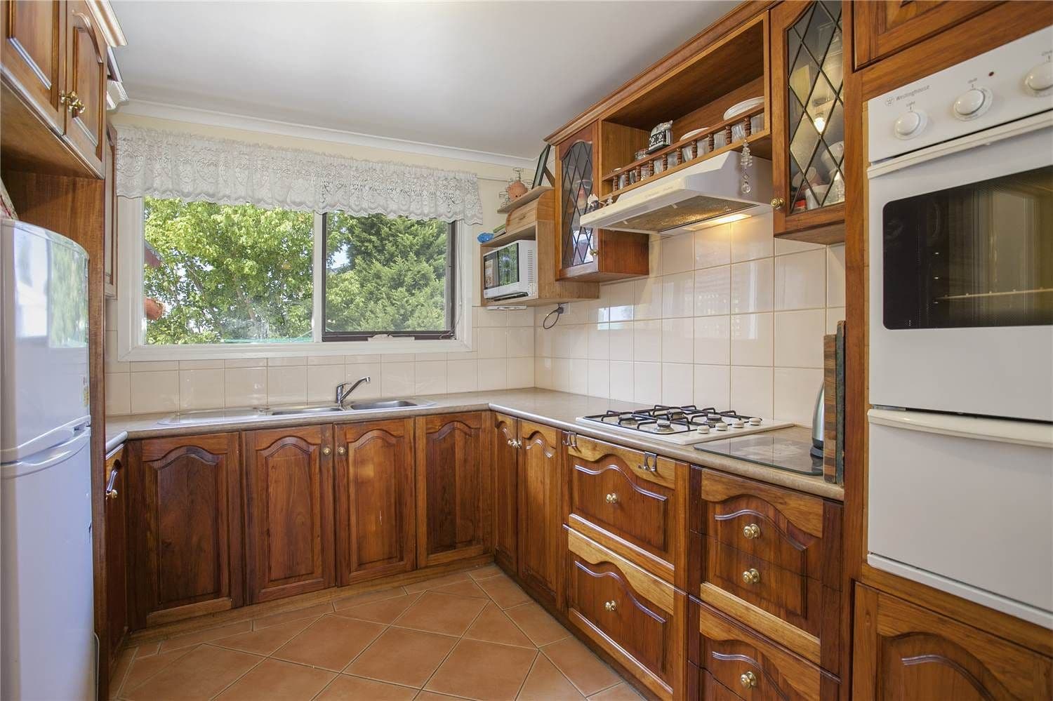 9 Bottlebrush Court, CORIO VIC 3214, Corio - Thumbnail 2