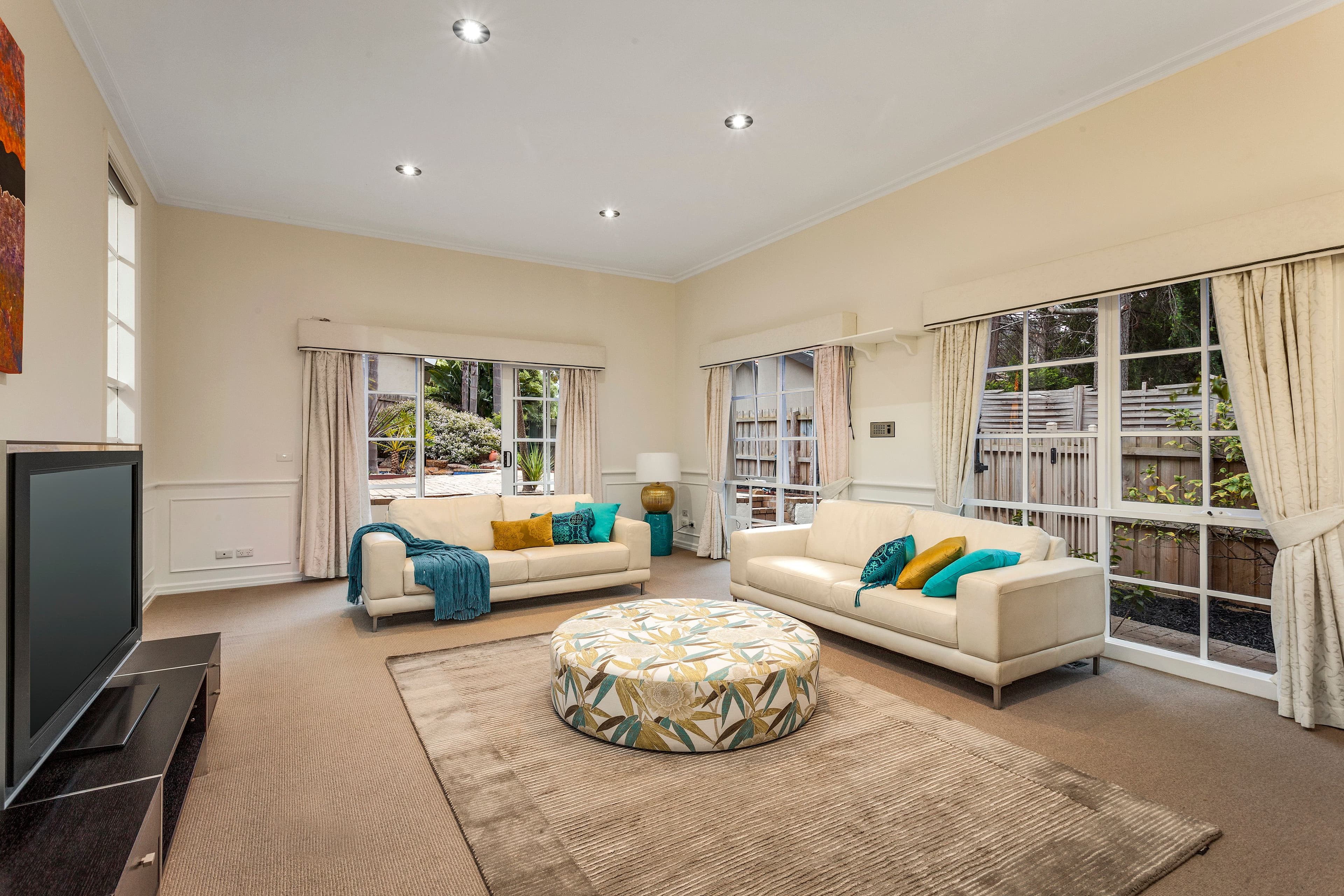 17 Monomeath Close, Doncaster East VIC 3109, Doncaster East - Thumbnail 3