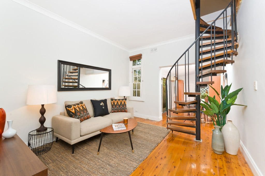 42 Angel Street, Newtown - Image 1
