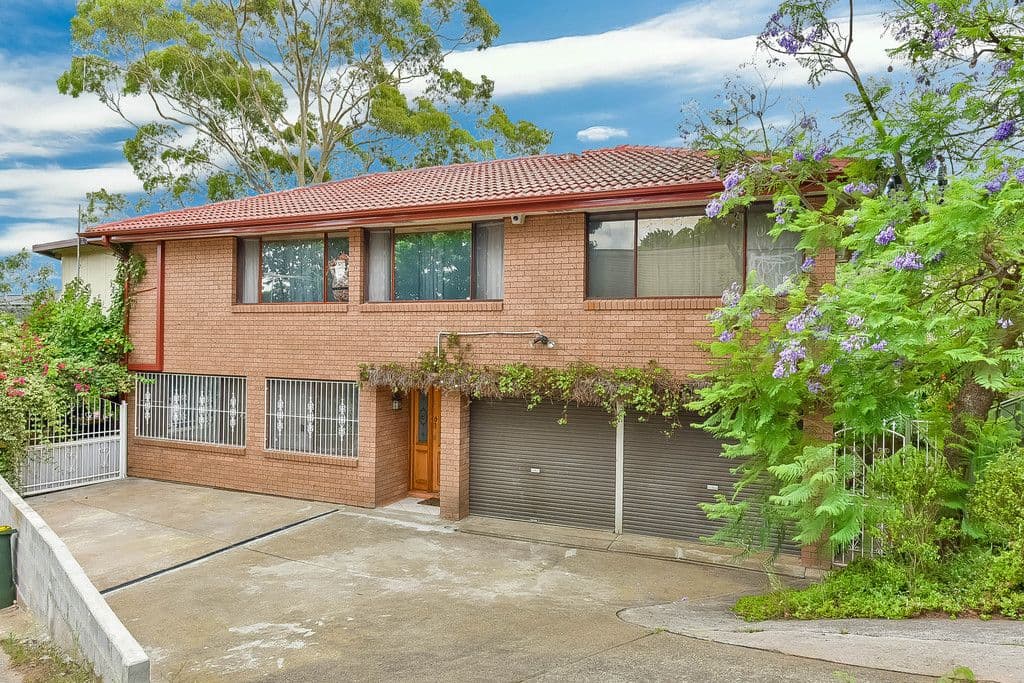 Bradbury NSW 2560, Bradbury - Image 1