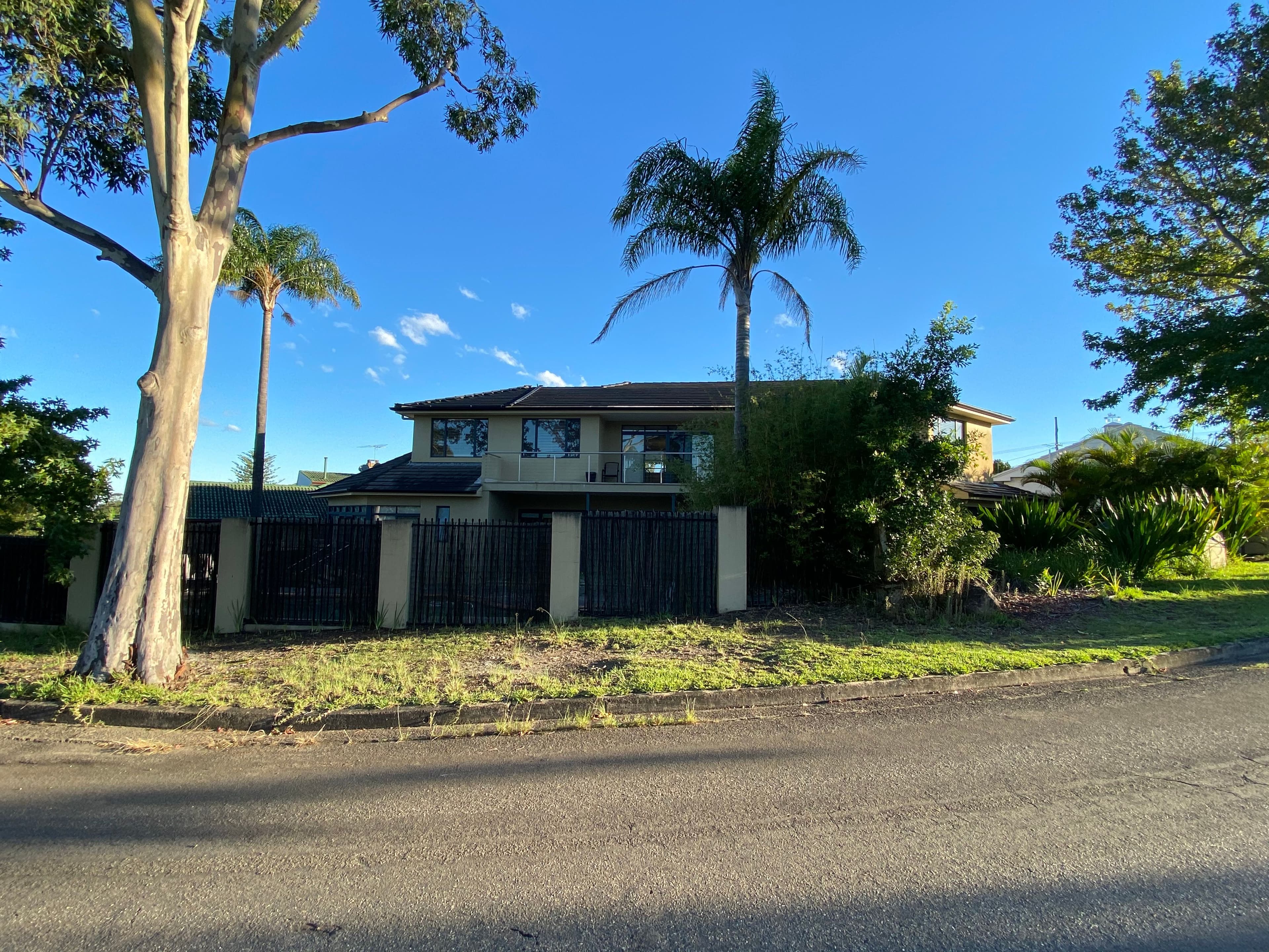 3 Carlow Crescent, Killarney Heights NSW 2087, Killarney Heights - Thumbnail 3