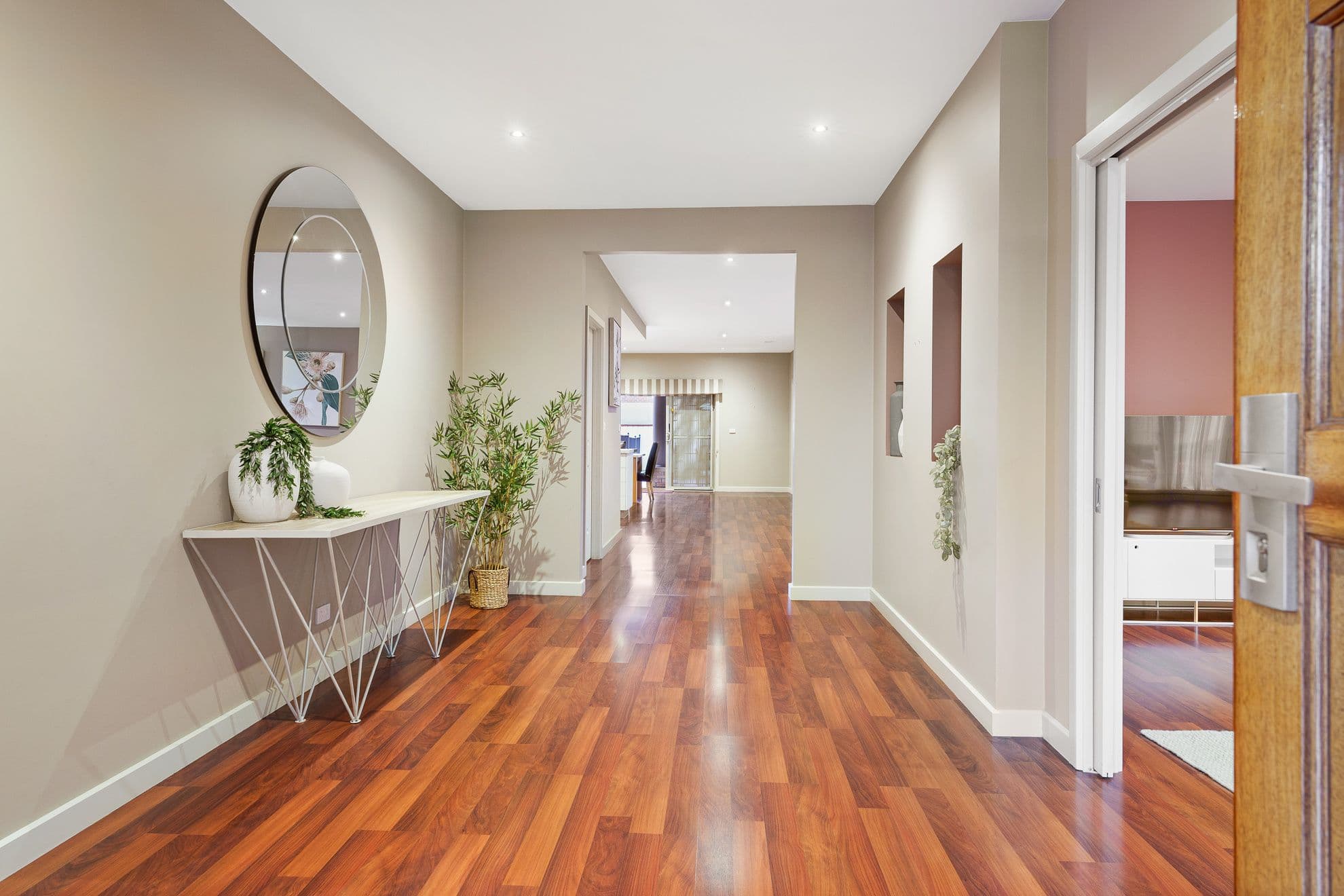 8 Cooks Way, Taylors Hill VIC 3037, Taylors Hill - Thumbnail 2