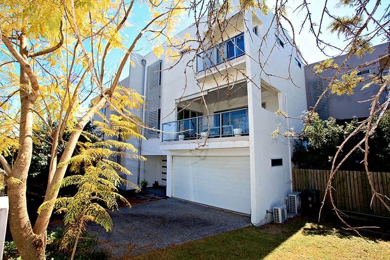 20-24 Rogoona Street, MORNINGSIDE QLD 4170, Morningside - Image 1