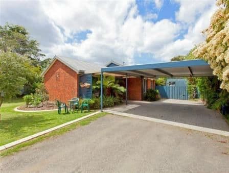 92 Hammer Street, Howlong NSW 2643, Howlong - Image 1