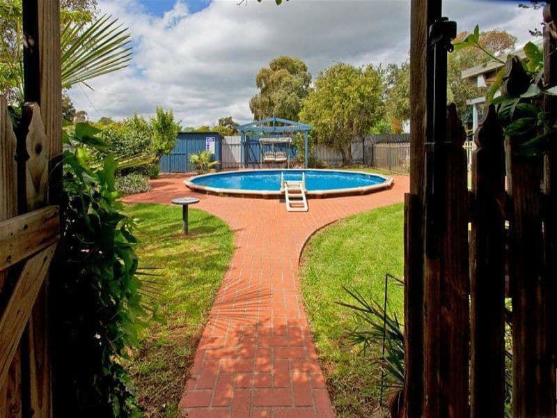 92 Hammer Street, Howlong NSW 2643, Howlong - Thumbnail 6