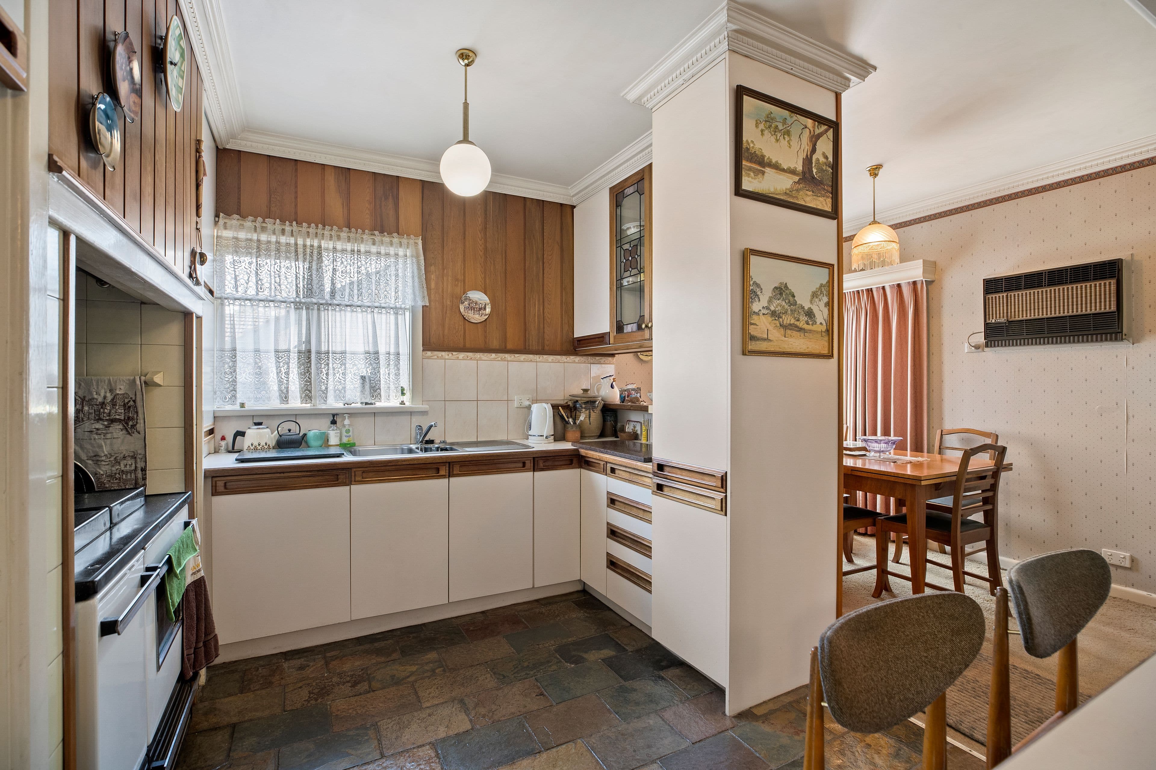 1 Illoura Avenue, Ringwood East VIC 3135, Ringwood East - Thumbnail 6