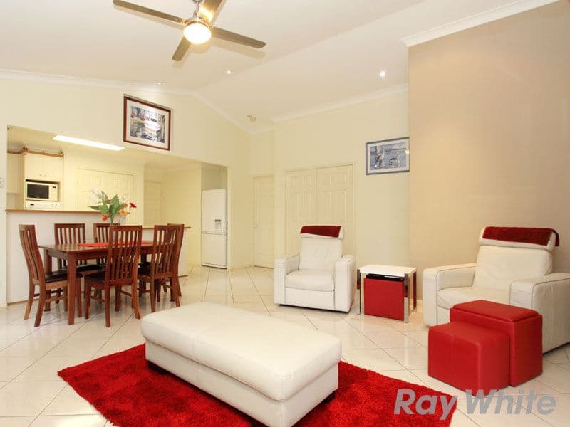 30 Jullyan Street, ALBANY CREEK QLD 4035, Albany Creek - Thumbnail 4
