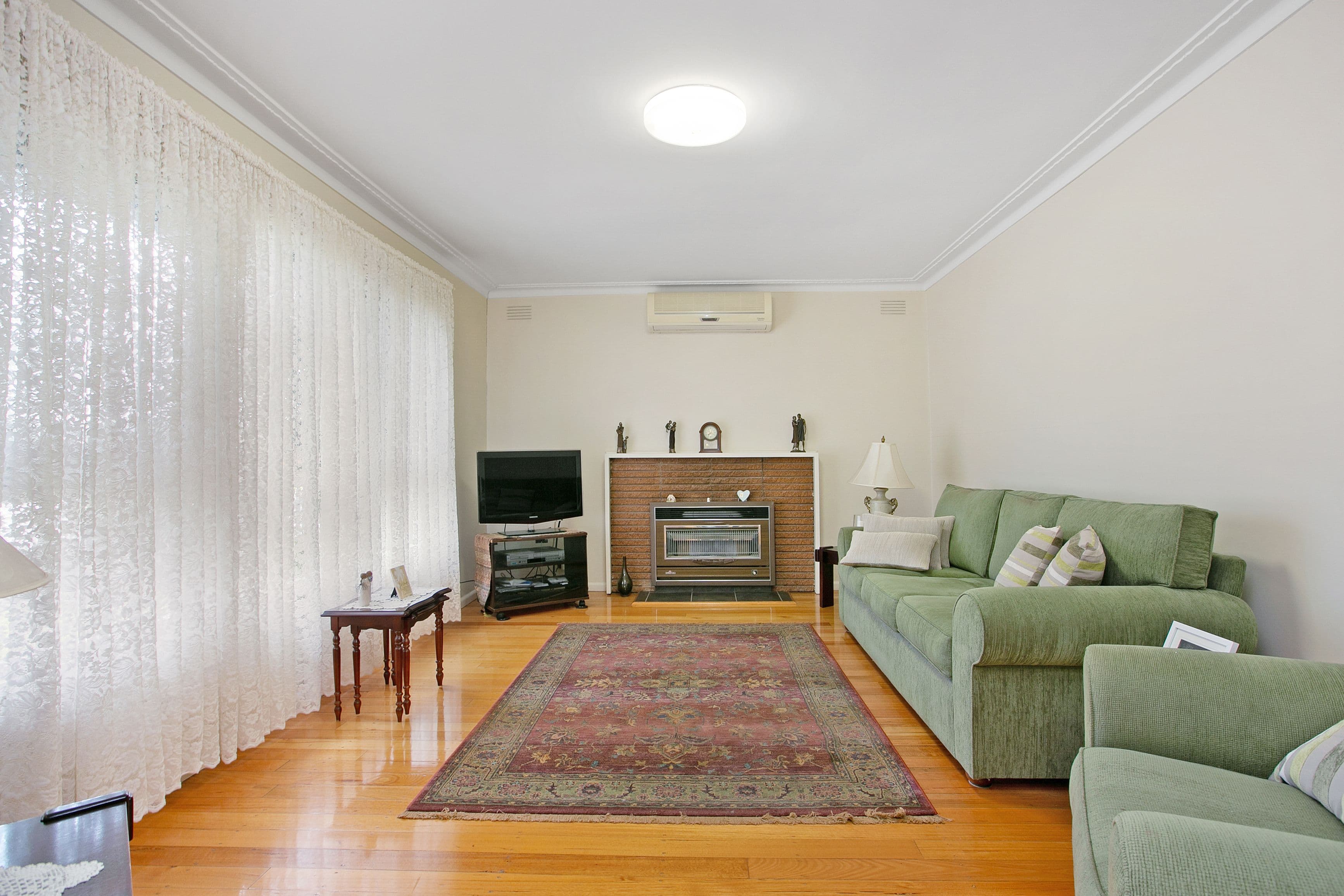 33 Elliot Street, Reservoir VIC 3073, Reservoir - Image 1
